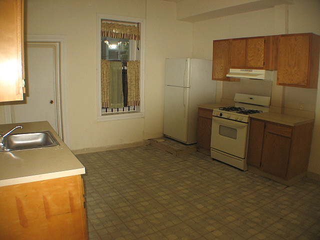 45 E Church Ln Apt # 4
